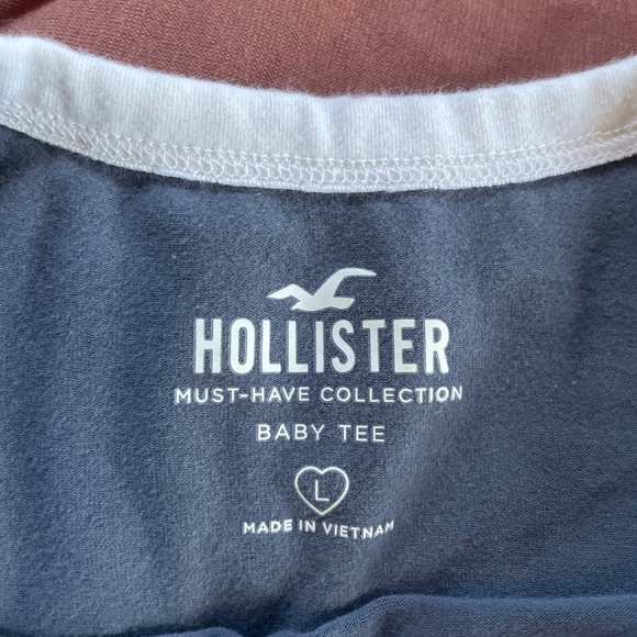 Hollister must have collection baby tee super soft and comfy. Size Large - Picture 4 of 7